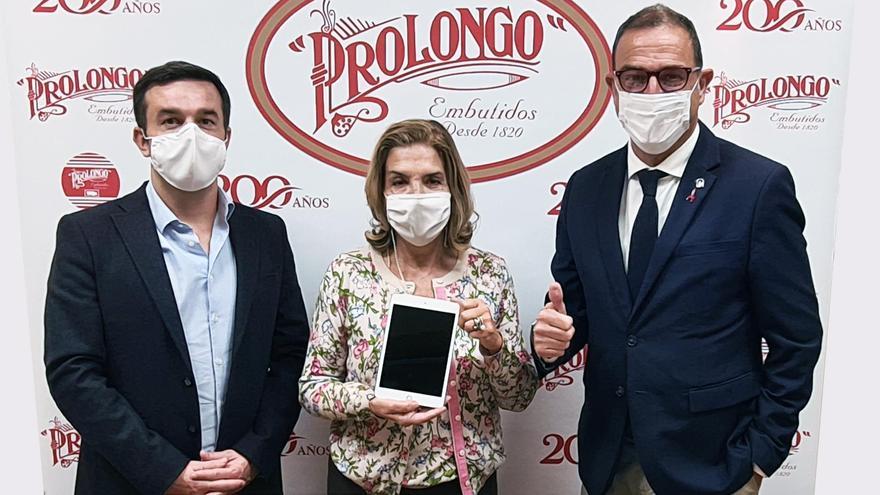 Prolongo-Faccsa dona una treintena de tablets para los hospitales