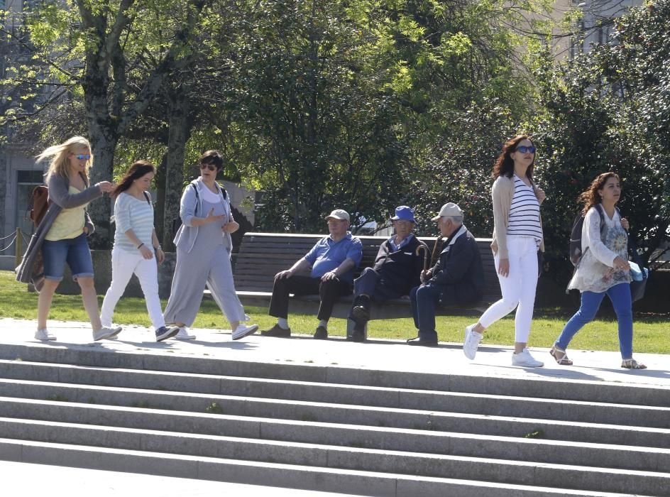 Buen tiempo, calor y manga corta para arrancar la Semana Santa en Galicia