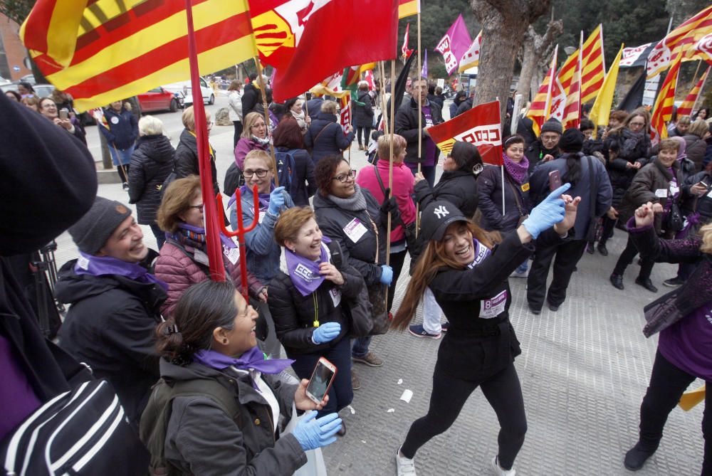 Mobilització a Girona amb motiu de la vaga feminista