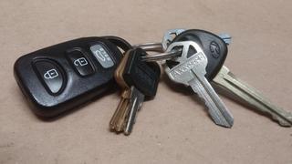 ¿Por qué la gente está cubriendo las llaves del coche con papel de aluminio?