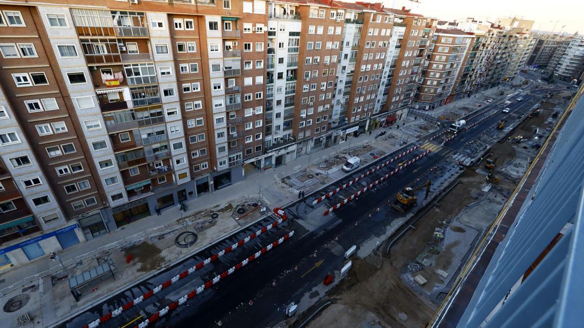 La avenida Navarra podría no formar parte del trazado de la línea 2.