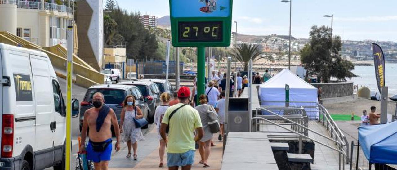 Ambioente en la zona turística del sur de Gran Canaria.