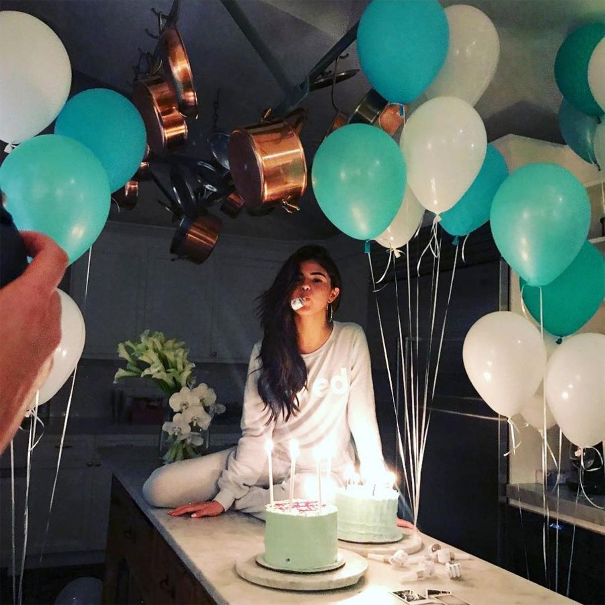 Las fotos con más 'likes' de Instagram: #10 el cumpleaños de Selena Gomez
