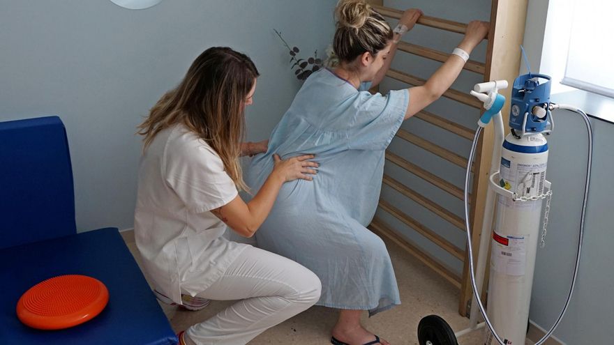 Las embarazadas en preparto podrán aliviar el dolor sin fármacos en una sala especialmente diseñada en la Arrixaca
