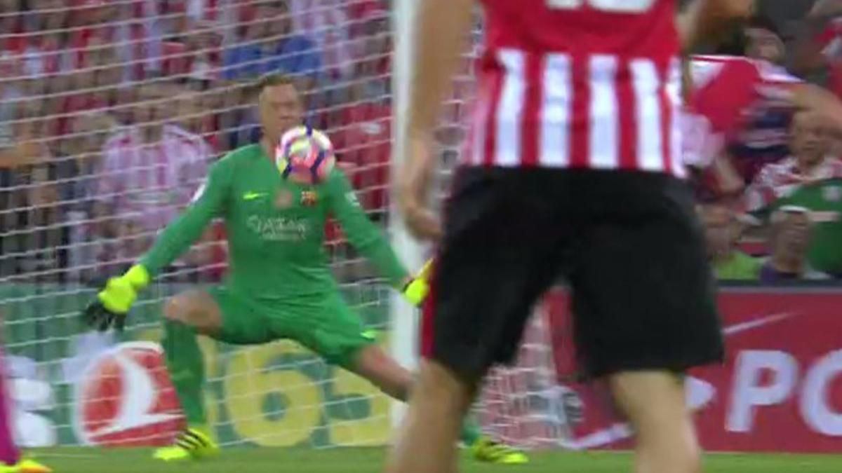 Ter Stegen paró con la cara el que podía haber sido el primer tanto del Athletic