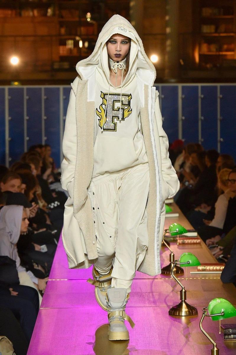 Fenty x Puma by Rihanna PFW O/I 17-18