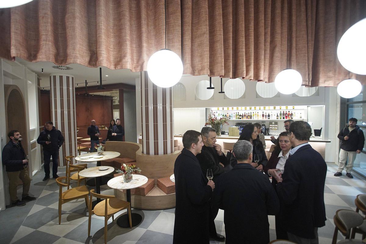 Girona Inauguració del restaurant cafeteria hotel Ultonia