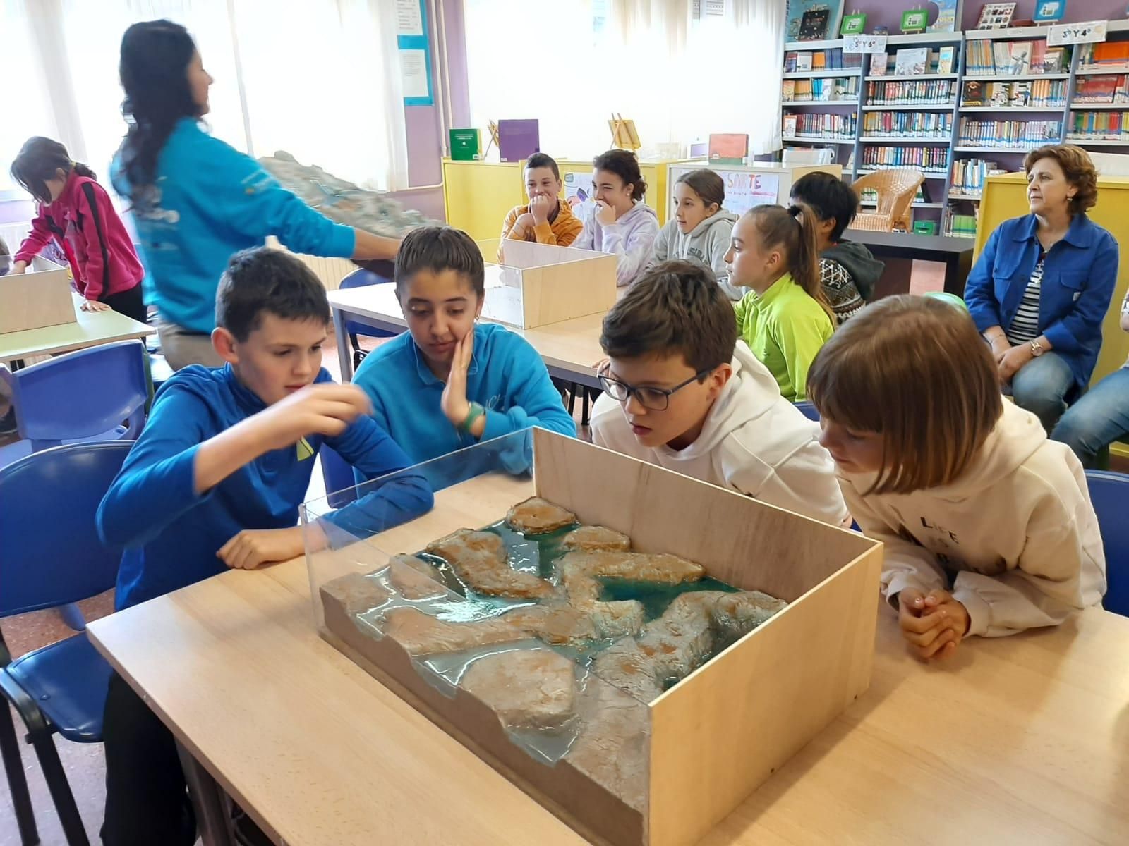 Los niños del colegio de Lieres, expertos en conservación de los ríos