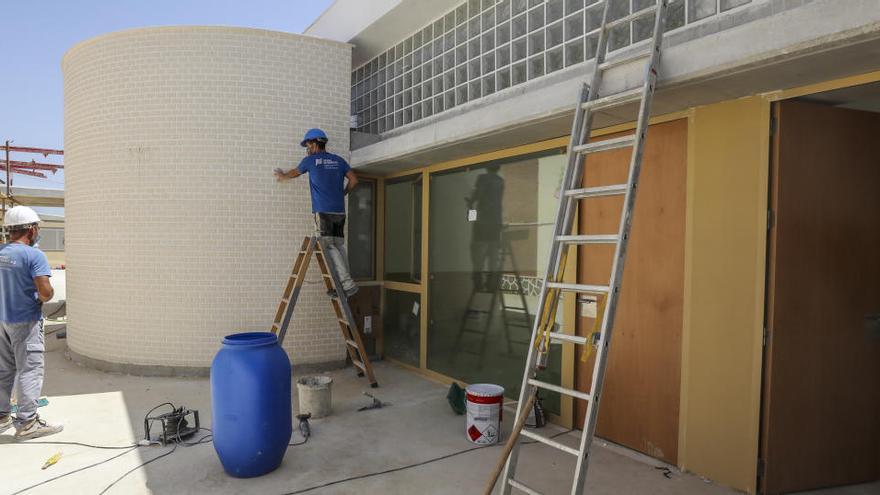 Obras en un colegio de Elche