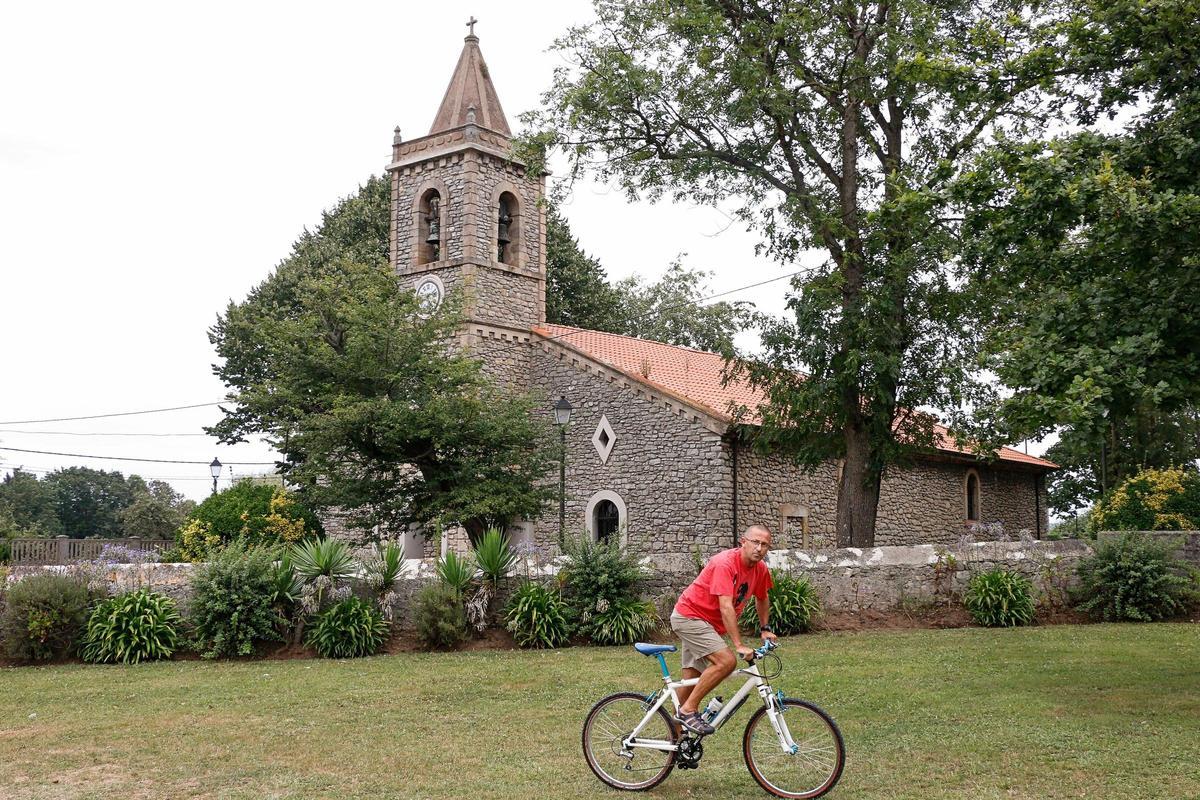 Iglesia de San Julián de Roces