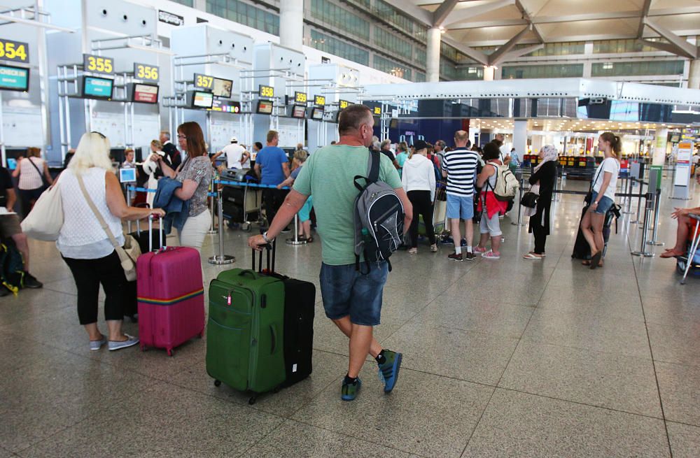 Operación salida en el aeropuerto de Málaga