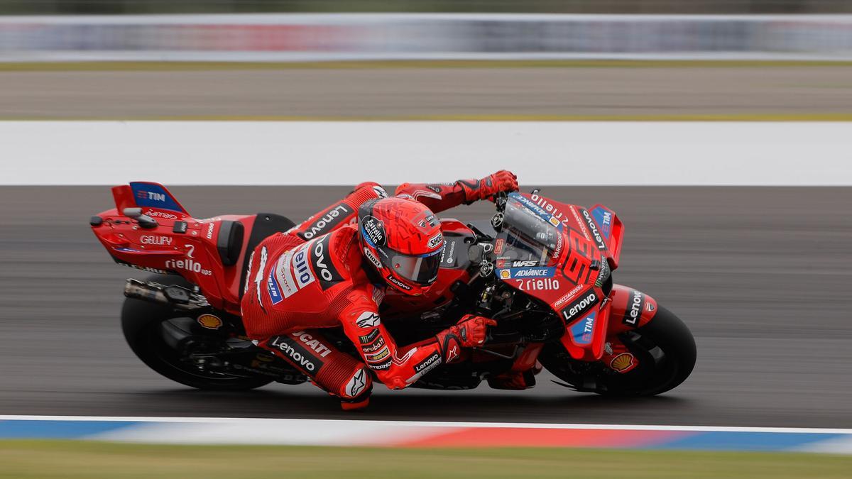 El piloto Marc Marquez participa este viernes, en un entrenamiento del Circuito de Termas de Rio Hondo en Santiago del Estero (Argentina). EFE/ Juan Ignacio Roncoroni. -FOTODELDÍA-