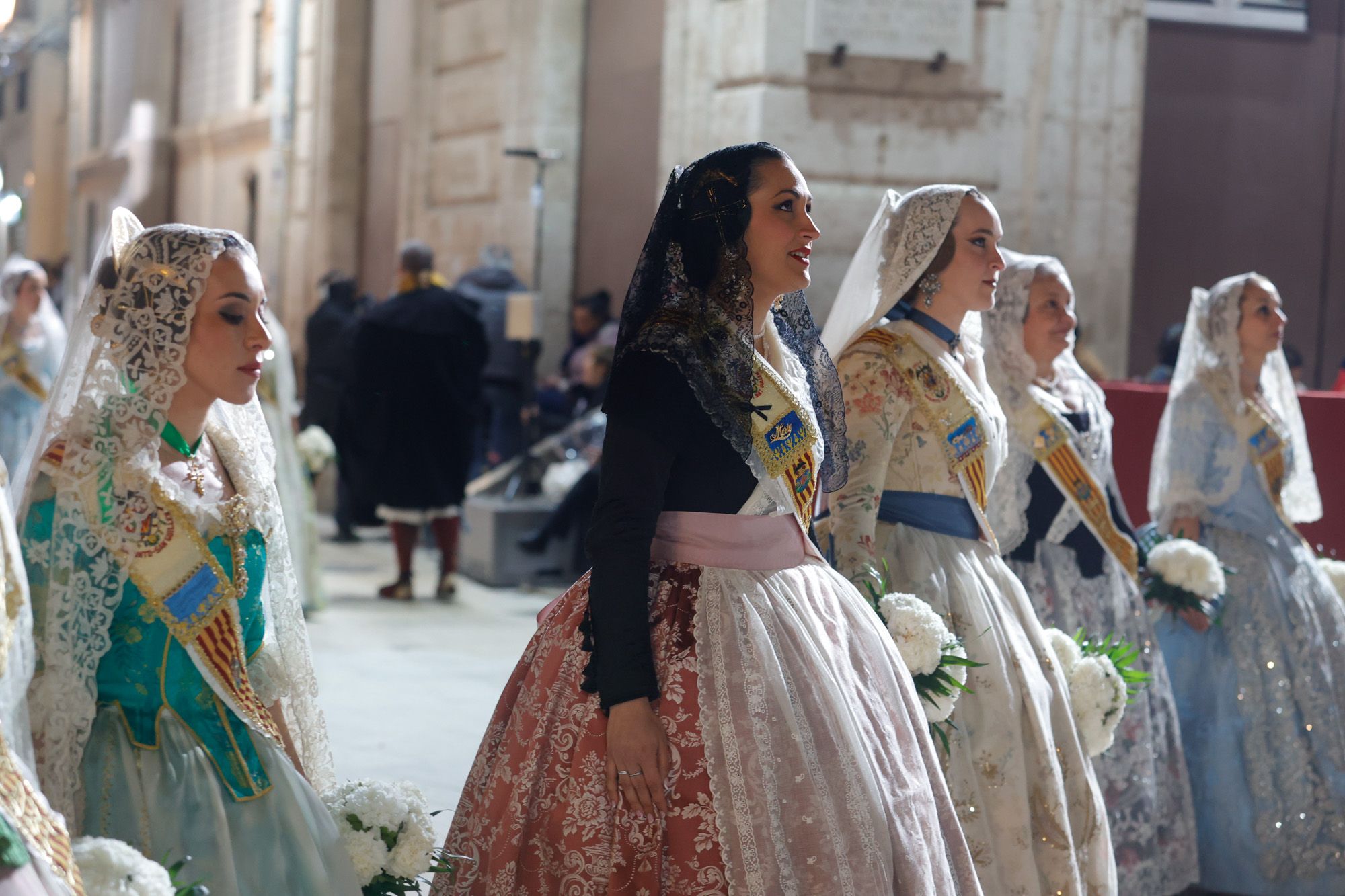 Todas las fotos de la Ofrenda del 17 de marzo entre las 23 y las 00 horas por la calle San Vicente
