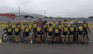 La Escuela de Ciclismo Viella cumple 25 años con récord de alumnos: "Hemos formado a 400 niños"