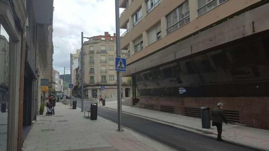 Una vista de la calle Concepción Arenal con los trabajos de reforma urbana prácticamente finalizados. // Santos Álvarez