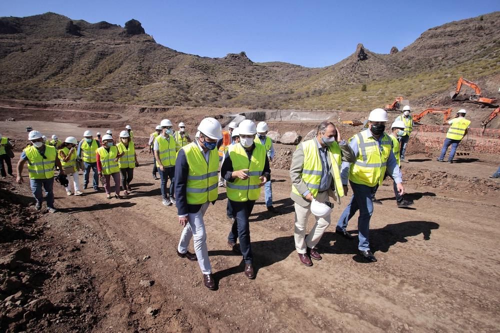 Inicio de la excavación del túnel de Erjos.