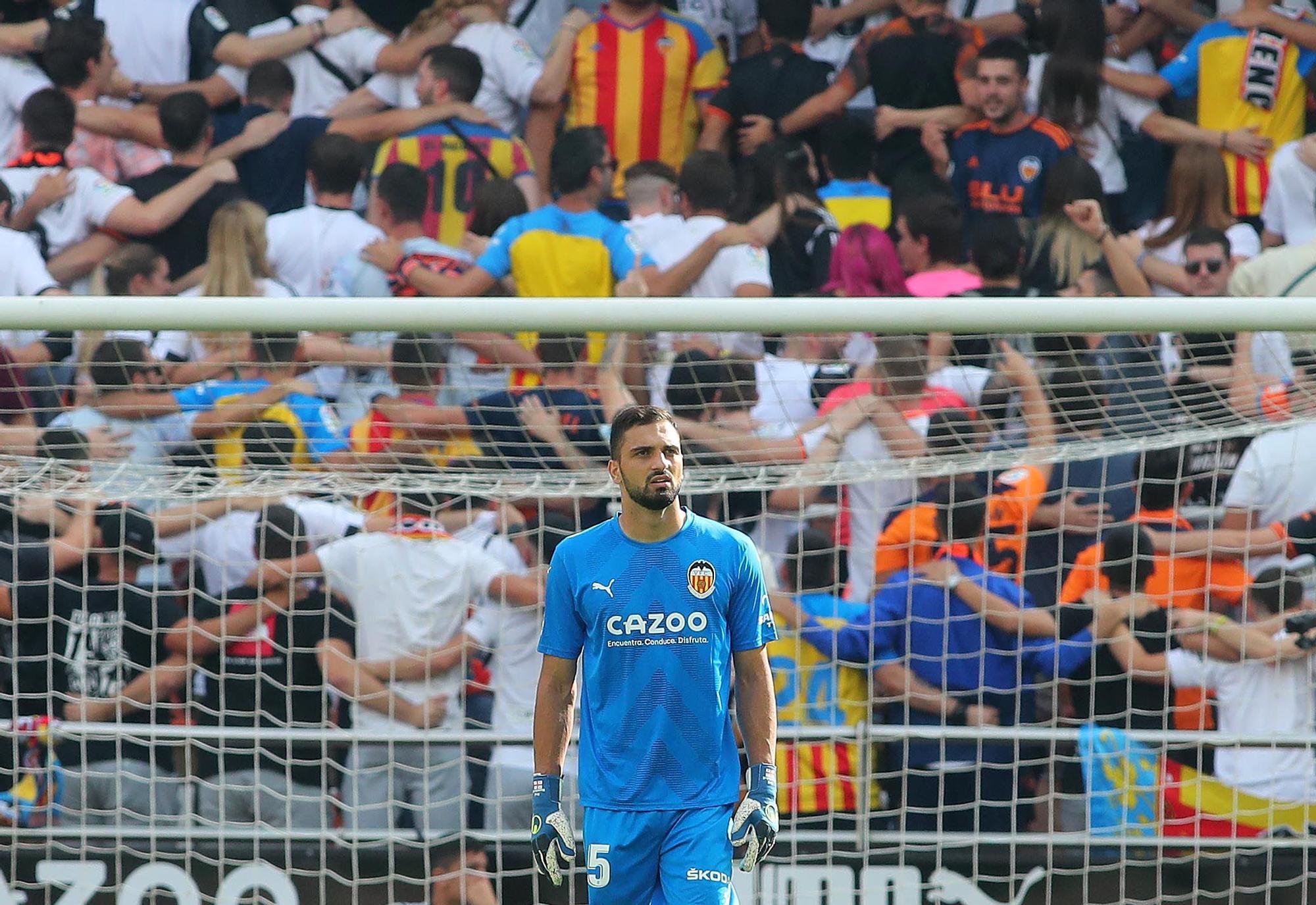 El empate entre el Valencia CF y el Elche en Mestalla, foto a foto