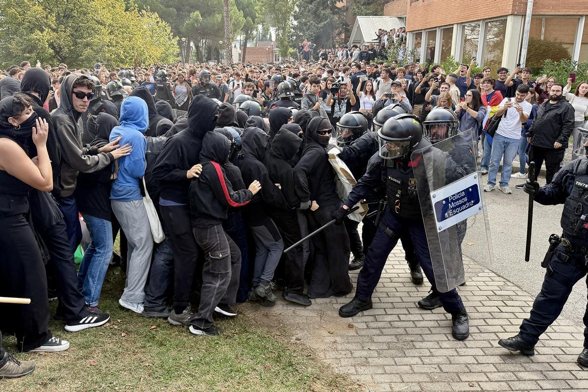 Tensión en la UAB ante la visita de Vito Quiles a Bellaterra