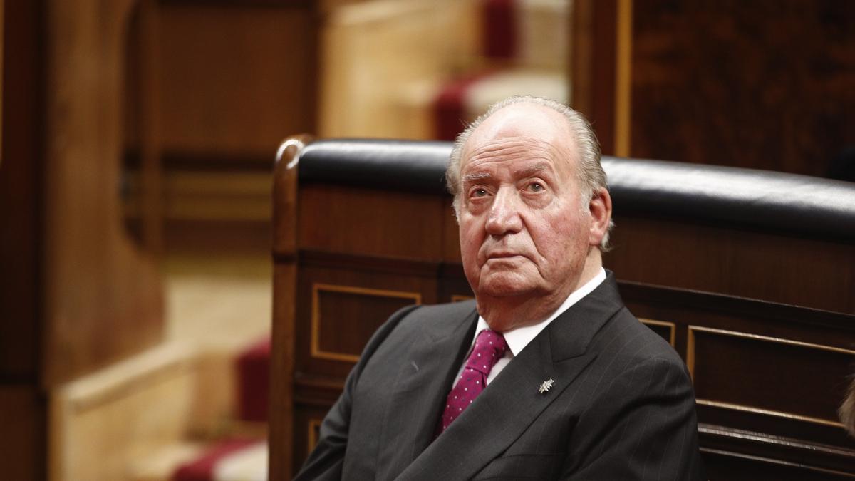 Archivo - Foto de archivo del rey emérito don Juan Carlos I en el acto conmemorativo del 40º aniversario de la Constitución de 1978, en el Congreso (Madrid/España) a 6 de diciembre de 2018.