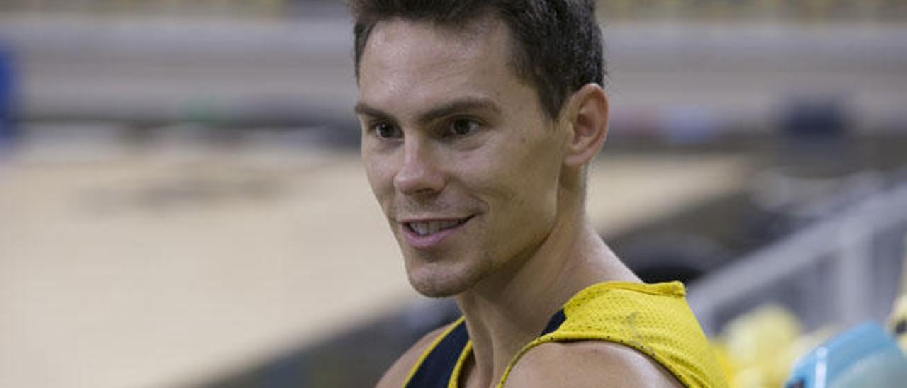 Kyle Kuric, en la grada del Gran Canaria Arena.