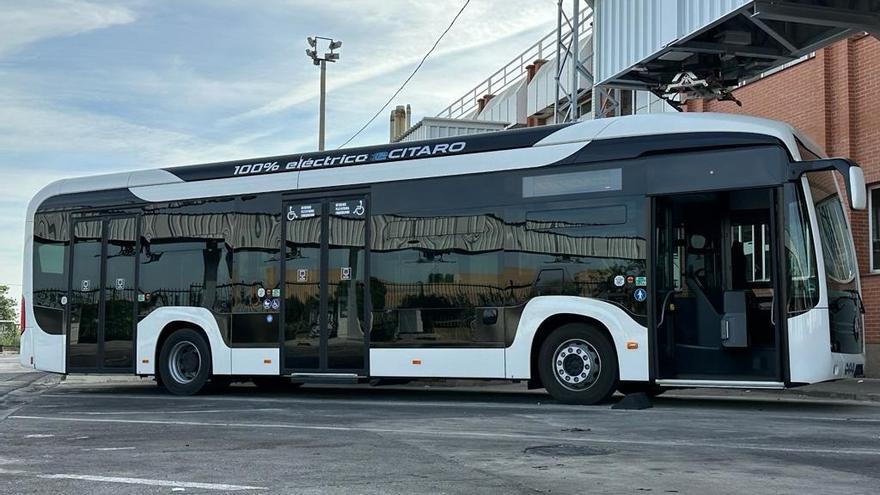 Así es el nuevo bus 100% eléctrico que ya circula en Zaragoza: horario y recorrido