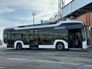 Así es el nuevo bus eléctrico que se probará desde este lunes en Zaragoza