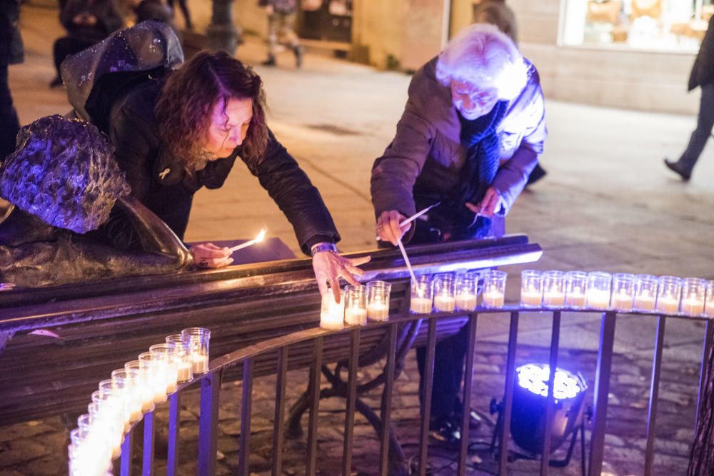 Unes 400 persones es manifesten a Manresa contra la violència masclista