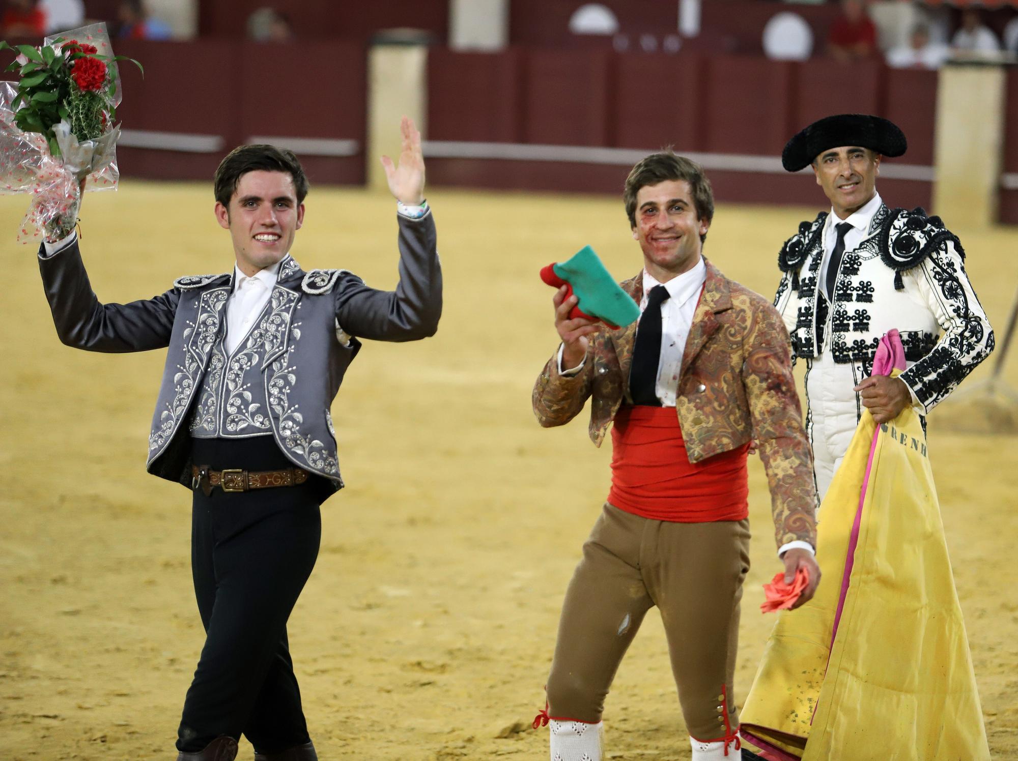 Rejones en la Feria de Málaga: Guillermo Hermoso y Ferrer Martín, doble Puerta Grande en Málaga