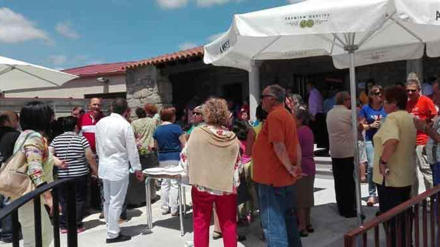 Torrefrades celebra San Antonio de Padua y abre el Centro Cultural de la Casa Viriato