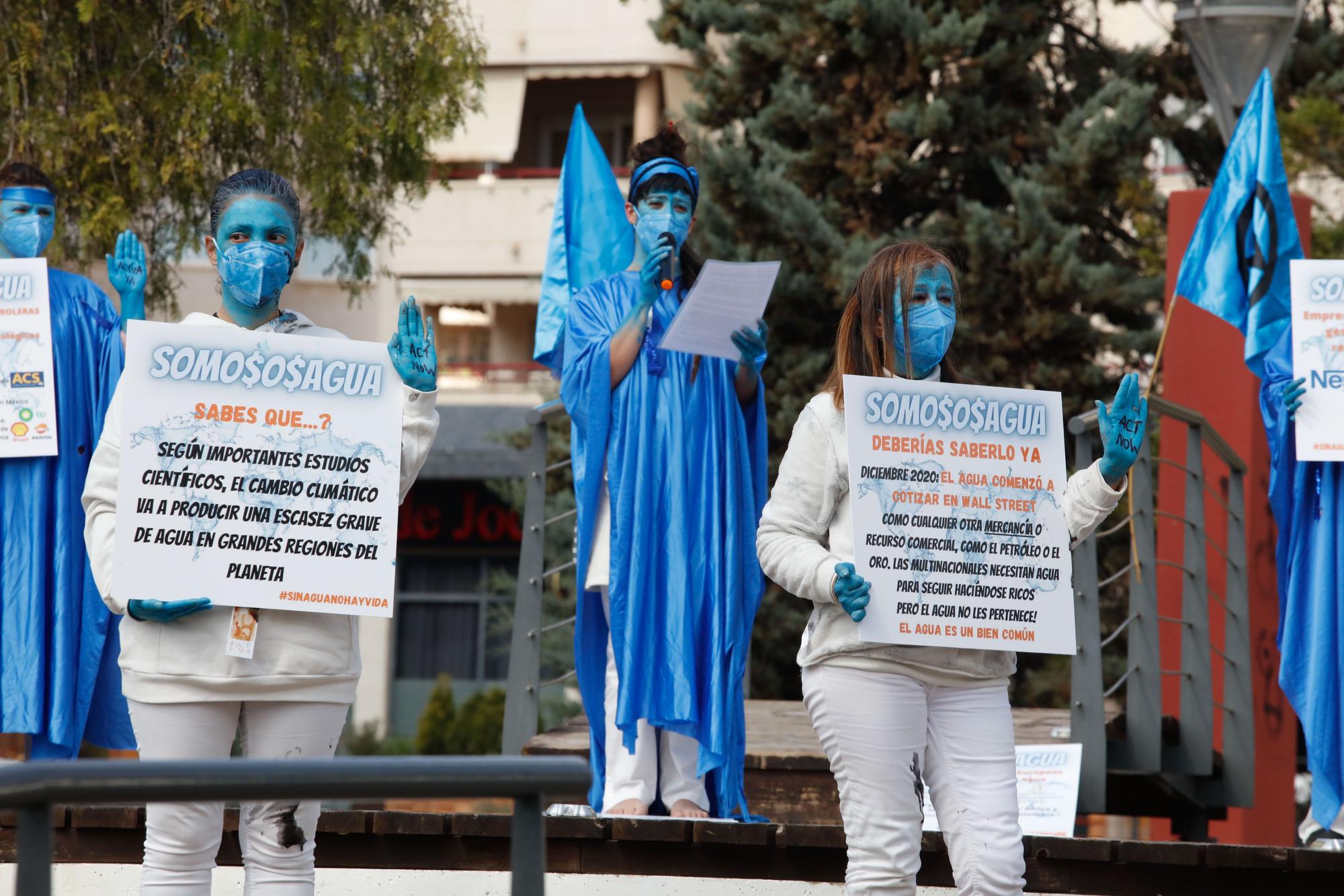 Extinction Rebellion se moviliza en el Parque de la Paz contra la privatización de los recursos hídricos