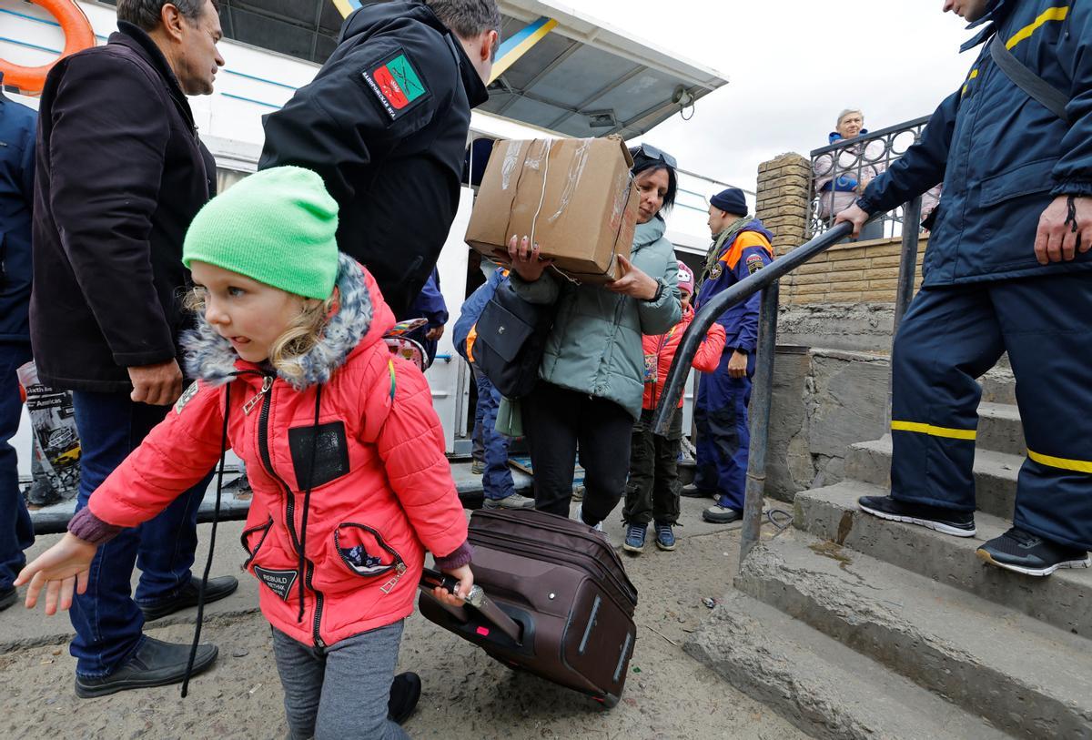 Evacuación de civiles de la ciudad ucraniana de Jersón