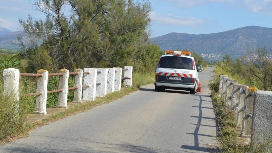 Un dels trams estrets de la carretera.