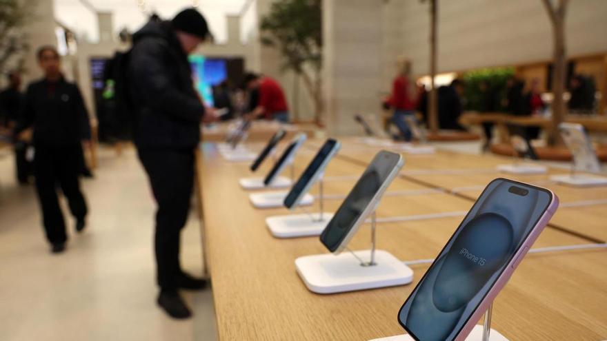 Juicio en Vigo por un presunto fraude en la compra de un Iphone 16: el fiscal pide tres años y medio de prisión para el acusado