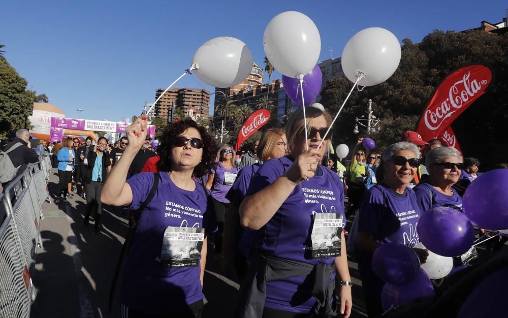 Búscate en la Marxa Contra la Violència de Gènere