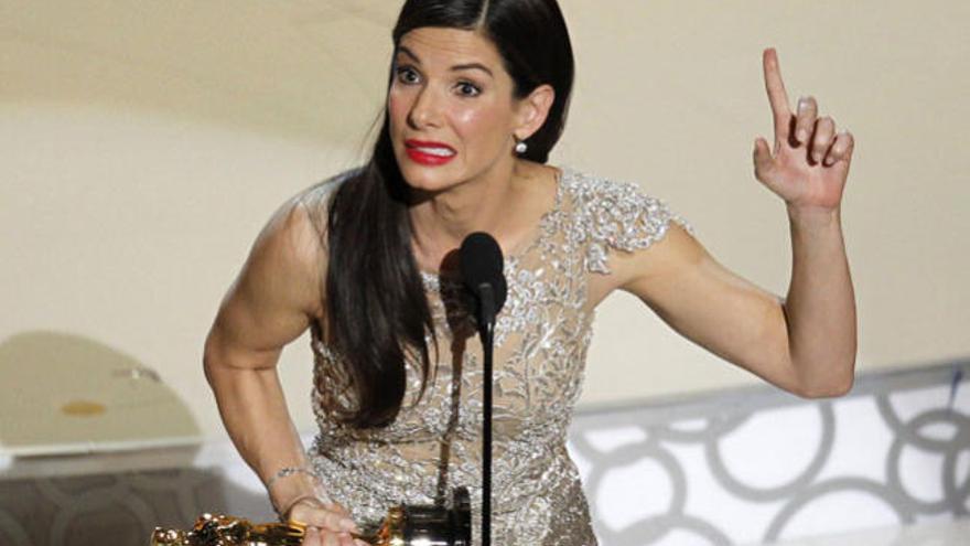 Sandra Bullock recibe el Oscar a la mejor actriz por &quot;The Blind Side&quot;