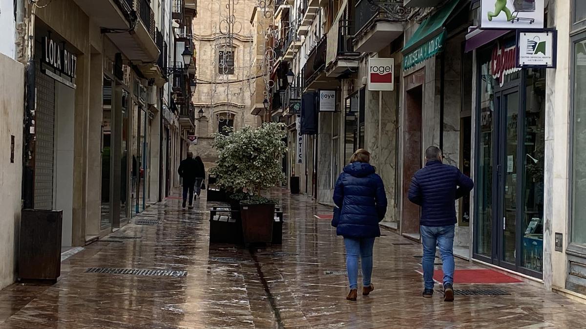 El bono de consumo permite una inyección de dinero en el comercio local de Antequera para la época de Navidad.