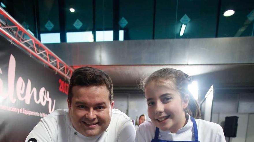 Marcos Morán y Estela Antuña, ayer, en La Magdalena.