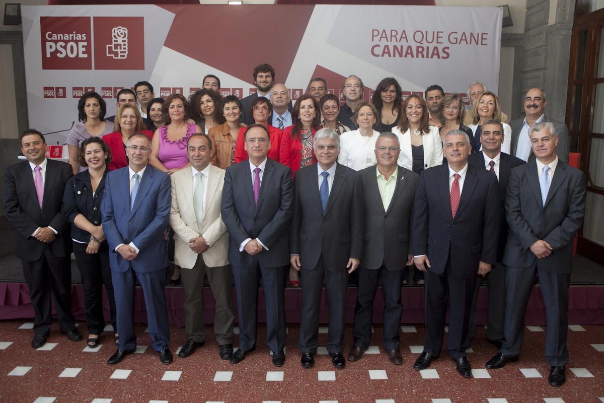 La candidatura completa del PSOE al Parlamento de Canarias en el año 2011