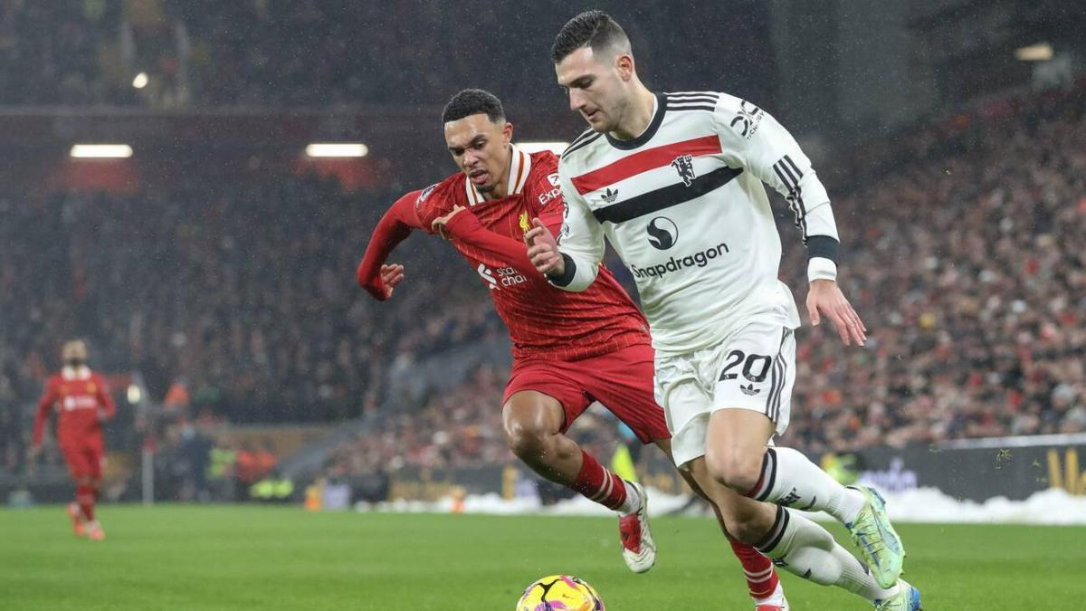 Alexander-Arnold quedó retratado ante el United