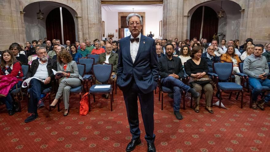 Pepe Monteserín, ayer, en el hotel de la Reconquista, minutos antes del inicio de la conversación sobre «Donde convergen las paralelas». | David Cabo