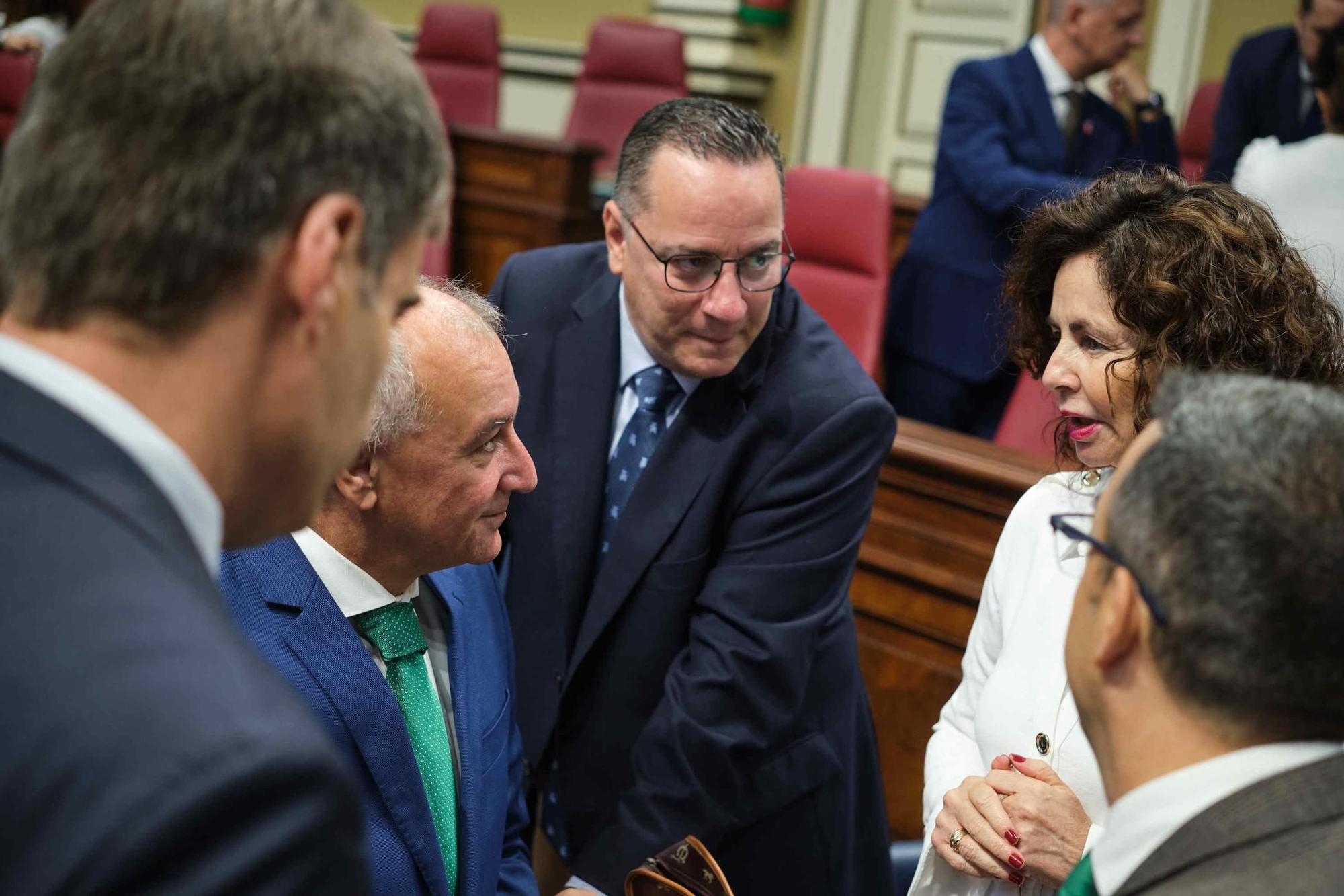 Sesión plenaria del Parlamento de Canarias.