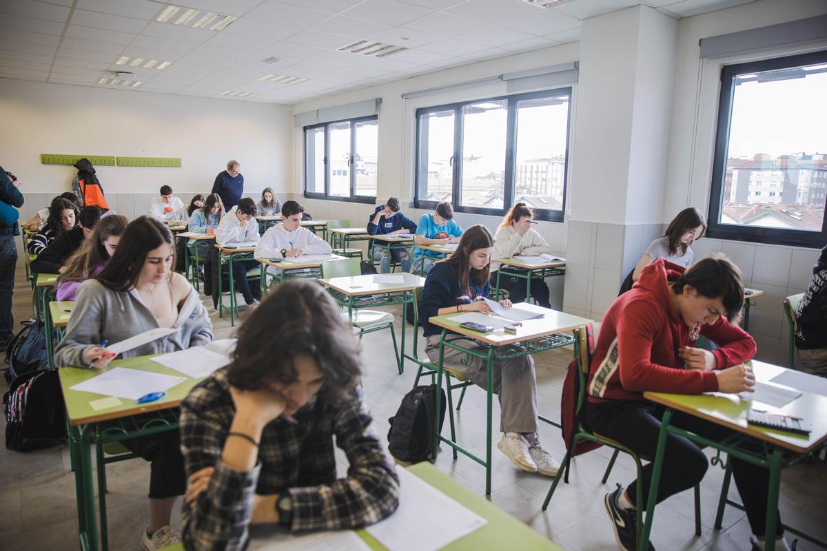 Prueba piloto en más de 50 institutos de España de la nueva selectividad