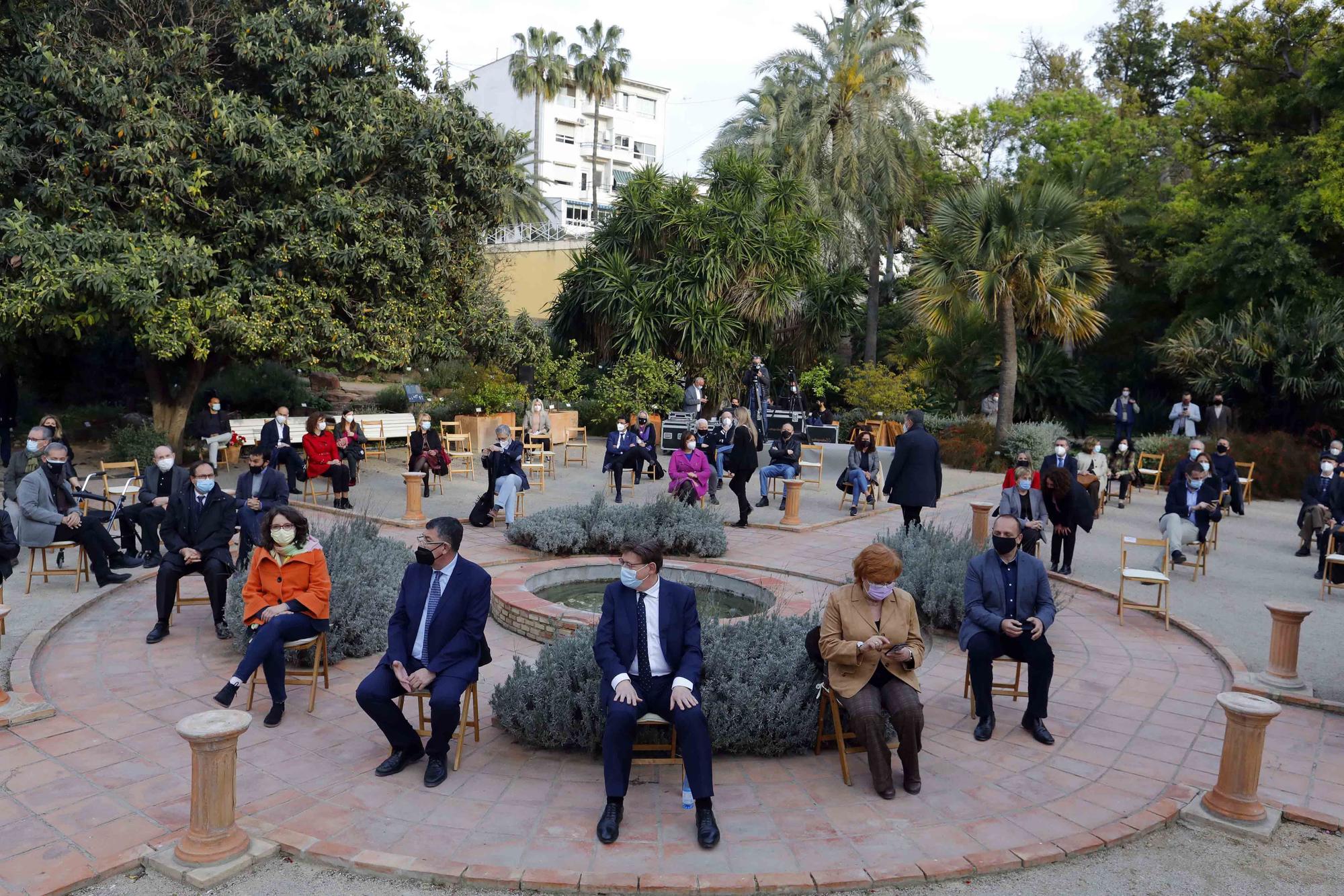 Las imágenes del homenaje literario y musical a Francisco Brines en Valènica