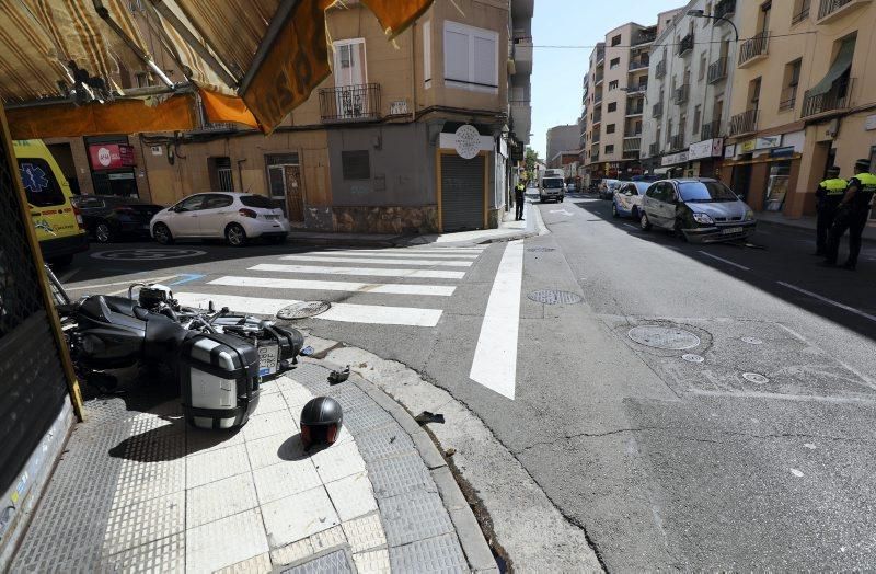 Accidente de tráfico en la calle Cortes de Aragón