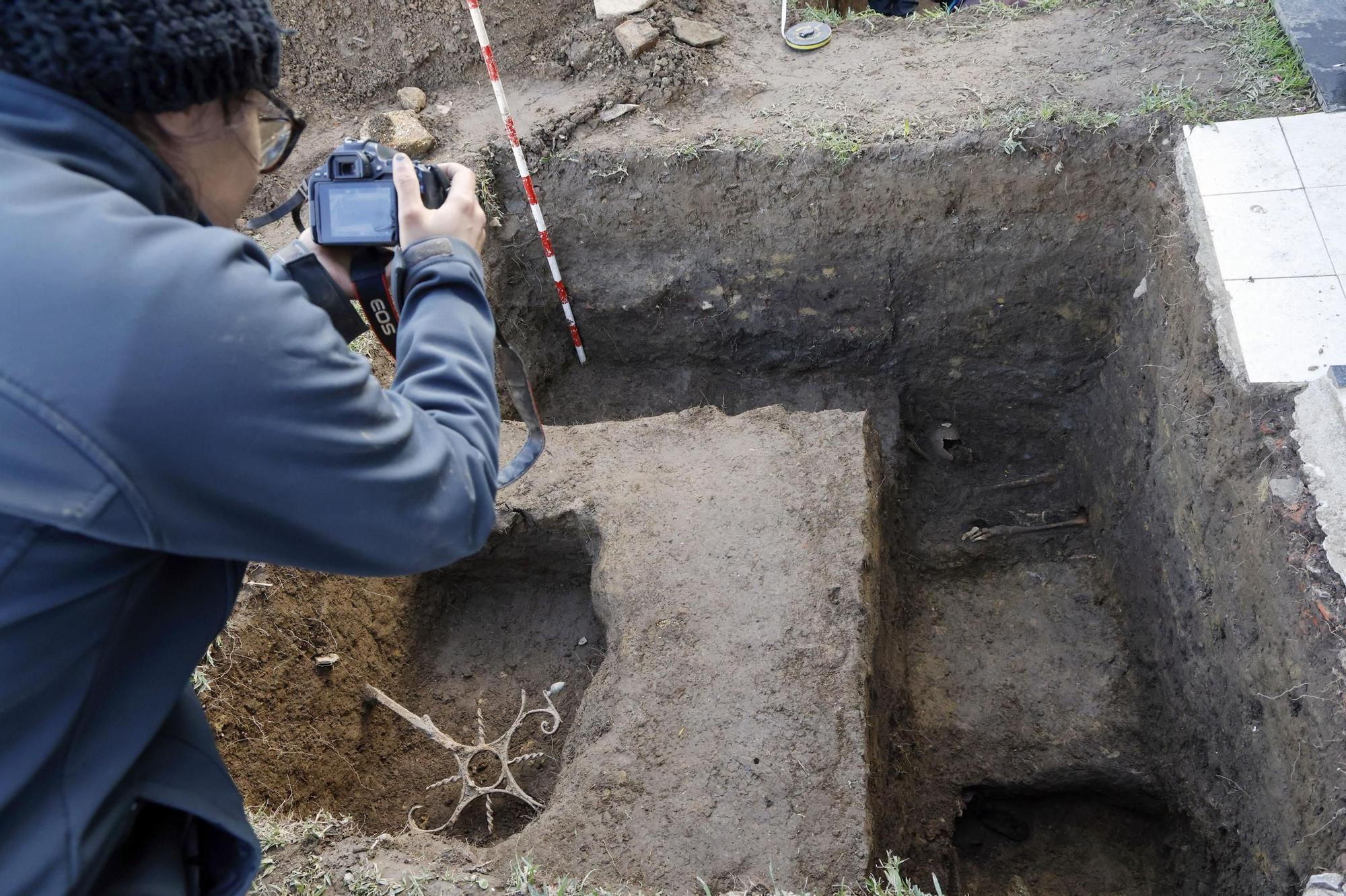 Hallada una fosa común en Narón donde podría haber 50 víctimas del franquismo