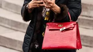 Deja de ahorrar para ese bolso que Hermès no quiere que compres: el lujo se reorienta hacia los más vip entre los ricos