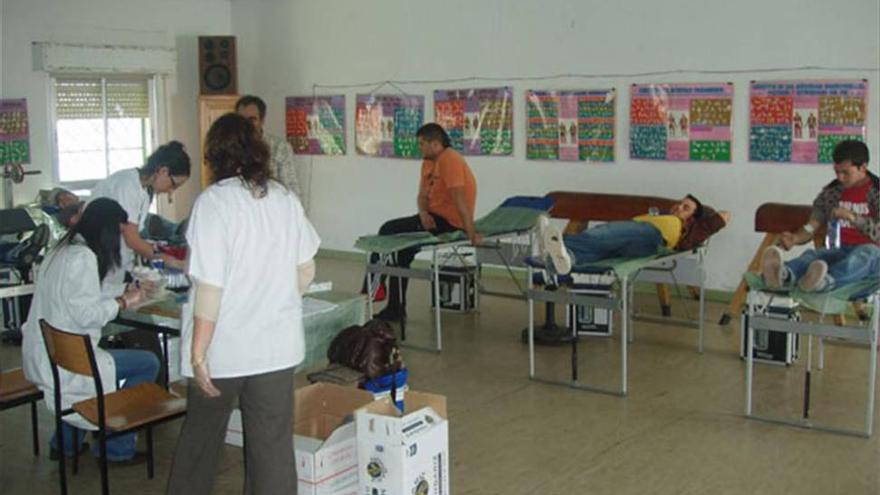 Una jornada en Navalmoral sensibiliza sobre la donación de sangre