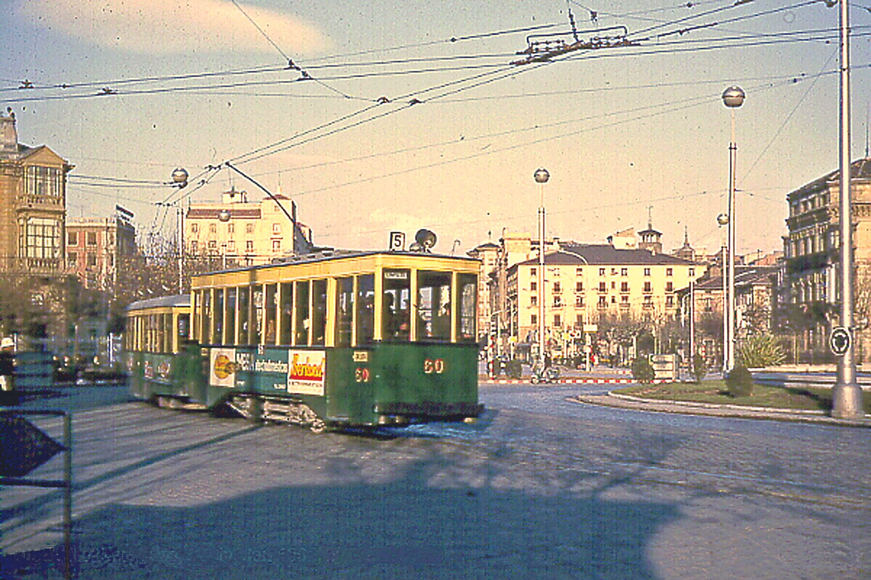La historia de los 140 años de Avanza en Zaragoza, en imágenes