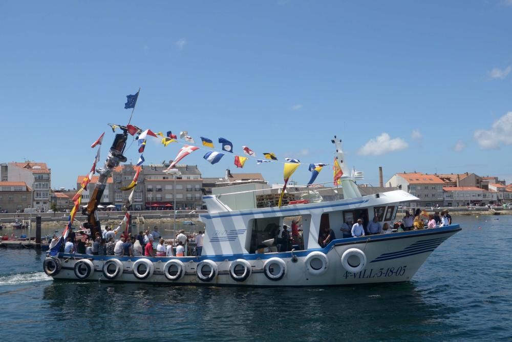 La Vírgen del Carmen conqusta los mares en A Illa de Arousa