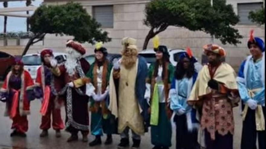 Recepción real en las playas de Alboraia